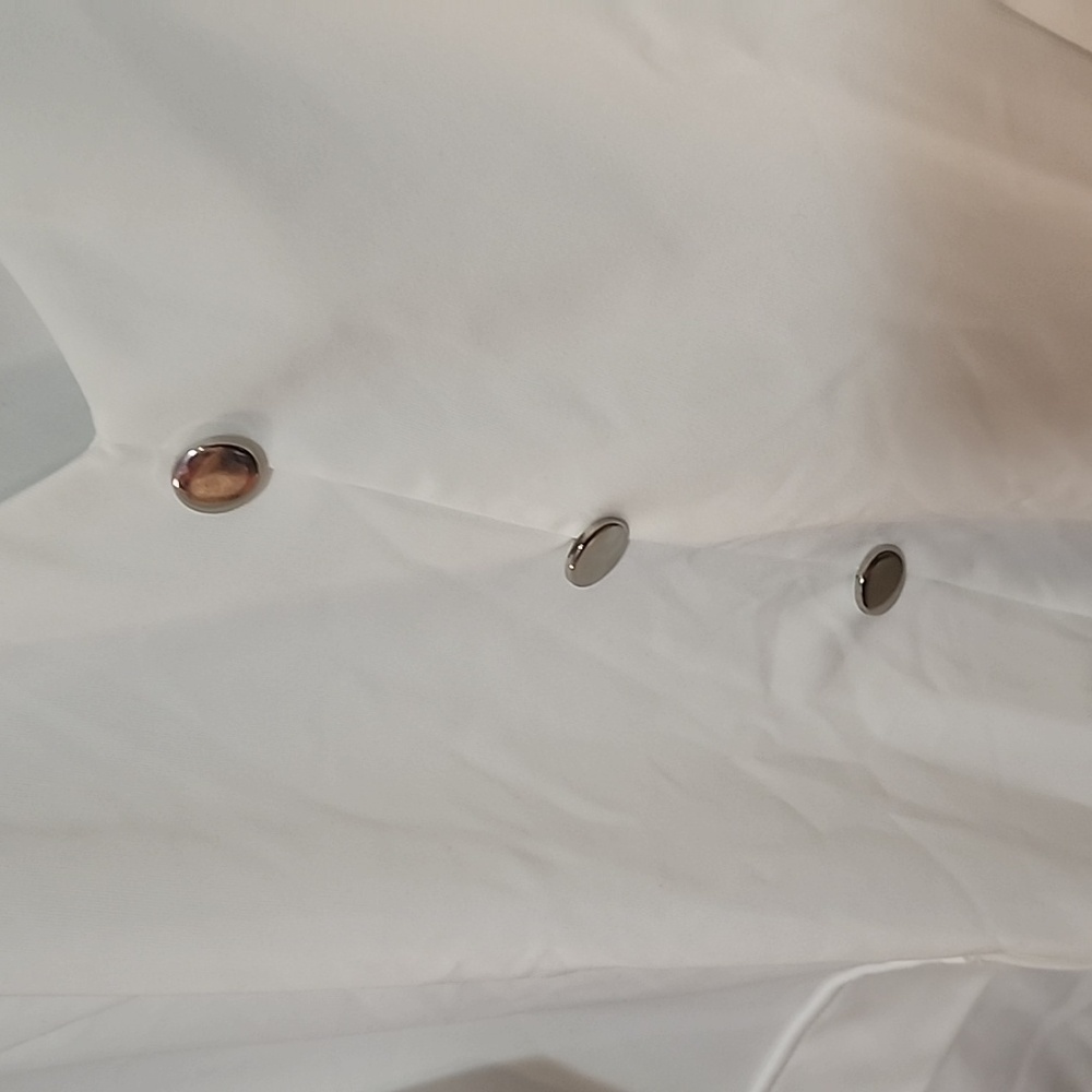 Vest - Picture 2 of 5